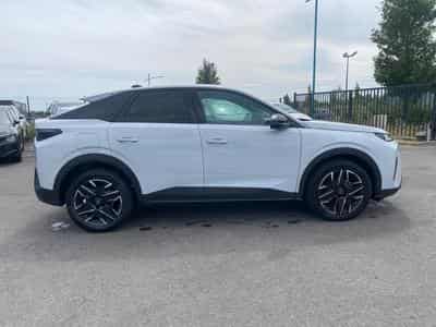 Peugeot 3008 1.2 HYBRID 145 ALLURE E-DCS6 (2025) - Photo 4