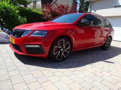 Skoda Octavia RS DSG (2019) - Photo 13