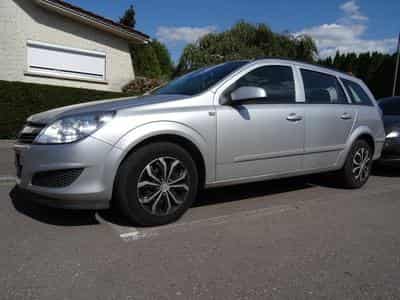 Opel Astra 1.7 CDTI (2007) - Photo 1