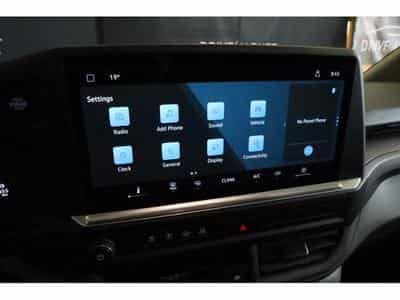 VW T7 Fourgon Court (2025) - Foto 6