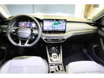 Skoda Octavia Selection (2025) - Foto 2