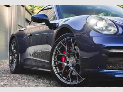 Porsche 911 Carrera 4S - SportDesign – Toit Carbone – Bleu Gentiane – Ap (2019) - Foto 3