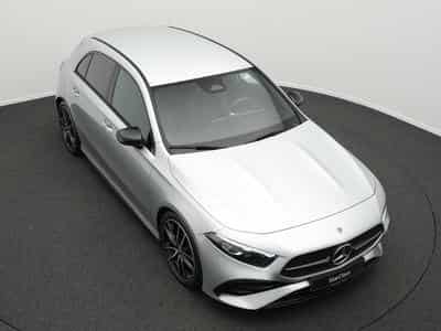 Mercedes A 200 d Multi+Kamera+Distr+Night+19" (2025) - Photo 10