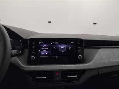 Skoda Kamiq 1.0 TSI 115cv DSG Selection CARPLAY / FULL LED / CAMERA (2026) - Foto 11