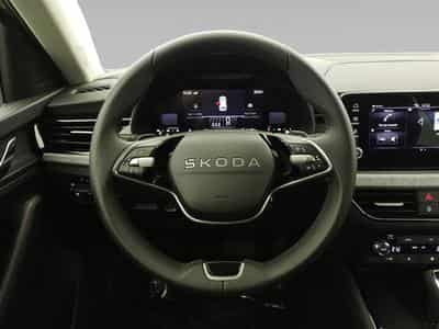 Skoda Kamiq 1.0 TSI 115cv DSG Selection CARPLAY / FULL LED / CAMERA (2026) - Photo 9