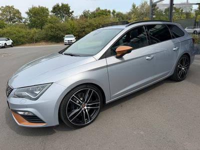 Seat Leon Leon ST Cupra 300PS 4Drive Pano Alcantara Navi (2020) - Foto 1