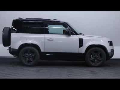 Land-Rover Defender 90 D250 X-Dynamic SE (2026) - Foto 4