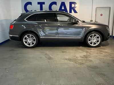 Bentley Bentayga 4.0 V8 Diesel 4WD Autom.Mulliner (2018) - Photo 3