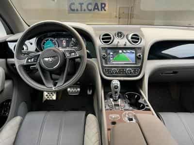 Bentley Bentayga 4.0 V8 Diesel 4WD Autom.Mulliner (2018) - Photo 9