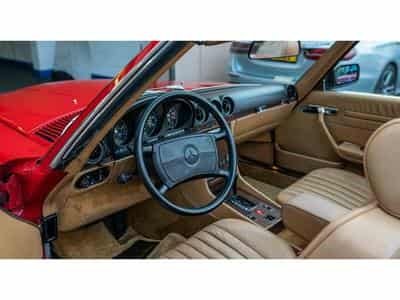 Mercedes SL 560 R107 (1987) - Photo 11