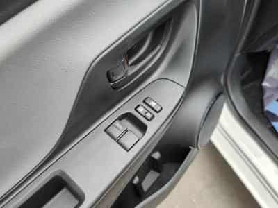 Toyota Yaris 1.3 VVT-I GPS BLUETOOTH CLIMATISATION (2016) - Photo 12