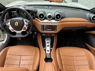 Ferrari California California T / 3.9 V8 / 4-Sitzer / (2015) - Photo 4