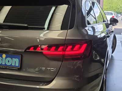 Audi A4 35 TDI 163CV AVANT S-TRONIC (2020) - Photo 5