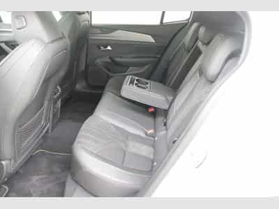 Peugeot E-408 GT (2026) - Photo 13
