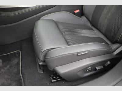 Peugeot E-408 GT (2026) - Photo 15