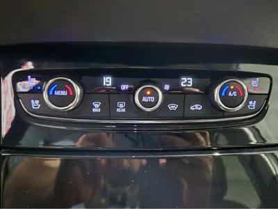 Opel Grandland ULTIMATE PHEV NAVI 360CAM CUIR 1 HAND (2021) - Foto 10