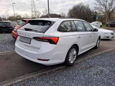 Skoda Octavia 2.0 TDI COMBI AMBITION LED (2020) - Foto 2