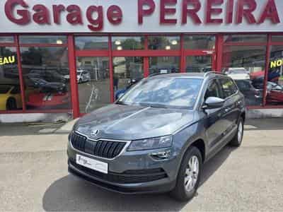 Skoda Karoq 2.0 TDI 150 CANTON NAVI 1 HAND (2022) - Foto 2