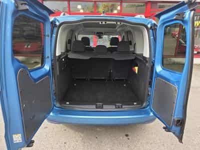 VW Caddy 1.5 TSI DSG LIFE 5 SITZE PANO NAVI 1 HAND (2021) - Foto 9