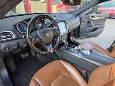 Maserati Ghibli 3.0 V6 SQ4 FACELIFT CUIR NAVI (2020) - Photo 7