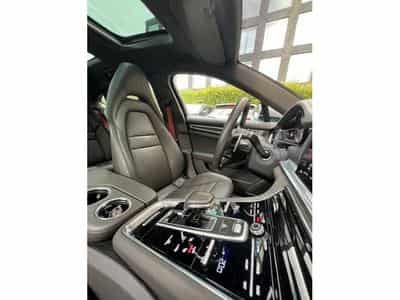 Porsche Panamera 4 E-Hybrid Platinum Edition (2022) - Photo 11