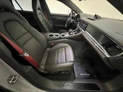 Porsche Panamera 4 E-Hybrid Platinum Edition (2022) - Photo 13