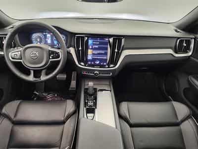 Volvo S60 2.0 B3 MHE R-Design Geartronic NAVI / PANO/ H-KARDON / JA 19 (2022) - Photo 8