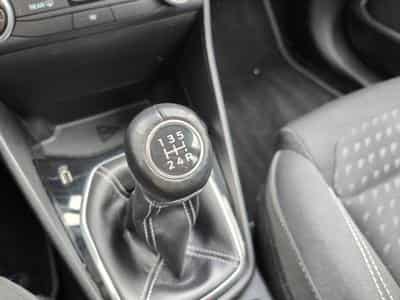 Ford Fiesta 1.0 ECOBOOST CARPLAY CLIMATISATION RADAR ARR (2018) - Photo 13