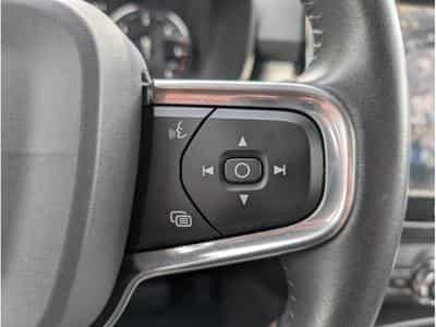 Volvo XC40 D3 MOMENTUM AUTOMATIQUE 2.0D 150 (2019) - Photo 10