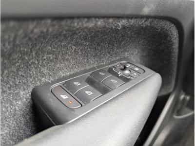 Volvo XC40 D3 MOMENTUM AUTOMATIQUE 2.0D 150 (2019) - Photo 12