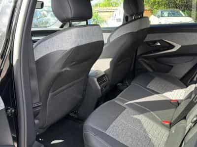 Peugeot 3008 1.2 HYBRID 145 ALLURE E-DCS6 (2025) - Photo 13