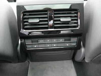 VW Touareg FINAL-EDITION (2026) - Photo 9