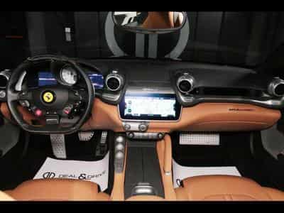 Ferrari GTC4 Lusso V8 T 3.9 (611 CH) – GRIGIO SILVERSTONE (2018) - Photo 12