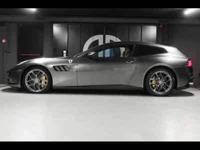 Ferrari GTC4 Lusso V8 T 3.9 (611 CH) – GRIGIO SILVERSTONE (2018) - Photo 2