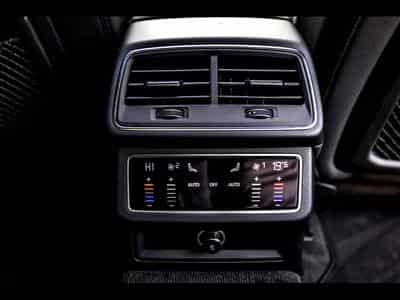 Audi A6 AVANT 55 3.0 TDI V6 QUATTRO TIPTRONIC (349 CH) – MYTHOS BLAC (2020) - Photo 15
