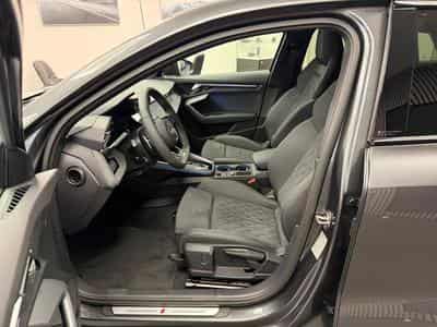 Audi S3 Sportback TFSI 333 CH / 245 kW S tronic quattro (2026) - Foto 3