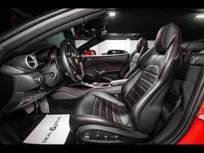 Ferrari California T 3.9 V8 (560 CH) – PACK HANDLING SPECIALE - POWER 12M - ROS (2016) - Photo 10