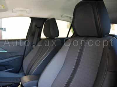 Peugeot 208 1.2 PureTech 100 S&S Allure Pack (2022) - Photo 8