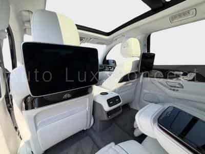 Mercedes GLS 600 Maybach 4MATIC Night Series (2024) - Photo 13