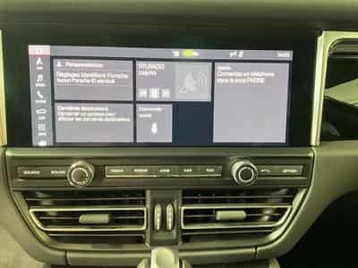 Porsche Macan GTS (2021) - Photo 14