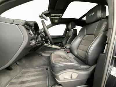 Porsche Macan GTS (2021) - Photo 9