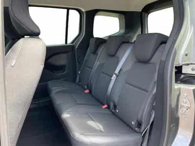 Renault Kangoo 1.3 TCe 130 EDC Techno (2025) - Photo 8