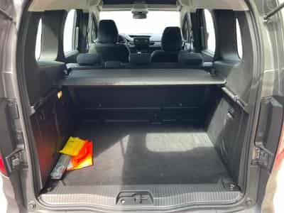 Renault Kangoo 1.3 TCe 130 EDC Techno (2025) - Photo 9