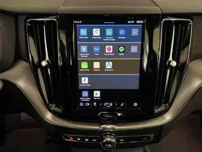 Volvo XC60 Core (2022) - Photo 11
