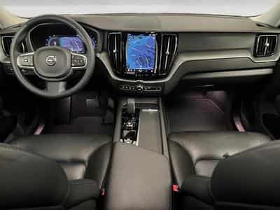 Volvo XC60 Core (2022) - Photo 7