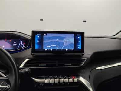 Peugeot 5008 1.5 BlueHDi Allure *CARPLAY/CAMERA/7PLACES* (2021) - Photo 11