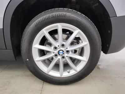 BMW X2 1.5i sDrive18 Business NAVI/FULL LED/TO PANO/JA17/PDC/CAMERA (2022) - Photo 6