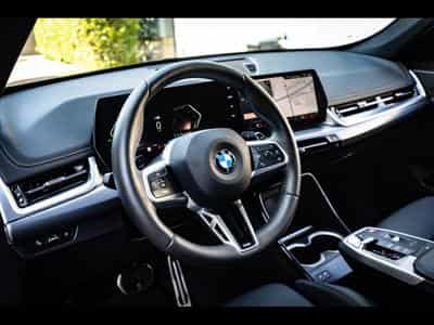 BMW X1 XDRIVE23D M SPORT - BLACK SAPPHIRE METALLIC (2025) - Foto 10