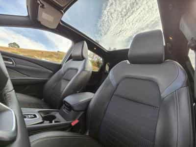 Nissan Qashqai E-POWER TEKNA TOIT PANO CAMERA 360 GPS (2024) - Photo 12