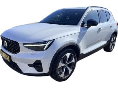 Volvo XC40 B3 Plus Dark DCT (2025) - Photo 1